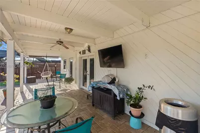 630 NE 23rd Ct, Pompano Beach, FL 33064 - Photo 39