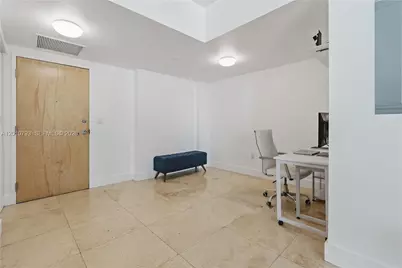 350 S Miami Ave #3307, Miami, FL 33130 - Photo 5