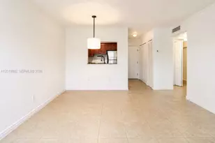 14500 SW 88th Ave, Palmetto Bay, FL 33176 - Photo 3
