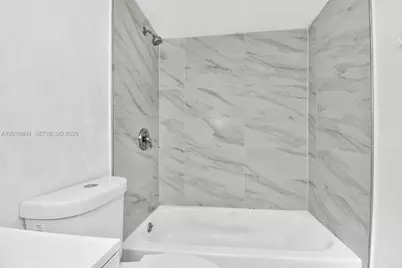 618 Euclid Ave #303, Miami Beach, FL 33139 - Photo 11