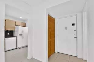 618 Euclid Ave, Miami Beach, FL 33139 - Photo 5