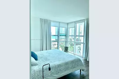 951 Brickell Ave #1210, Miami, FL 33131 - Photo 5