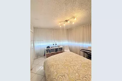 999 Brickell Bay Dr #1905, Miami, FL 33131 - Photo 25