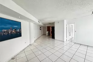 999 Brickell Bay Dr, Miami, FL 33131 - Photo 15