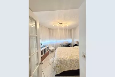 999 Brickell Bay Dr #1905, Miami, FL 33131 - Photo 27