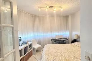 999 Brickell Bay Dr, Miami, FL 33131 - Photo 27