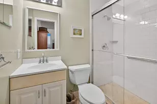 11400 NE 9th Ave, Biscayne Park, FL 33161 - Photo 23