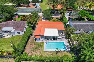 11400 NE 9th Ave, Biscayne Park, FL 33161 - Photo 27