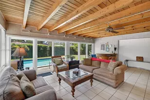 11400 NE 9th Ave, Biscayne Park, FL 33161 - Photo 9