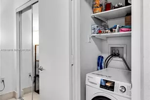 1300 Pennsylvania Ave, Miami Beach, FL 33139 - Photo 11