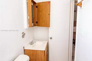 18010 NW 48th Ct, Miami Gardens, FL 33055 - Photo 11