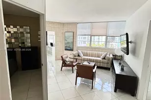 905 Brickell Bay Dr, Miami, FL 33131 - Photo 11