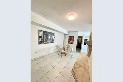 905 Brickell Bay Dr #1824, Miami, FL 33131 - Photo 7