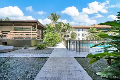 7483 SW 82nd St #A101, Miami, FL 33143 - Photo 1