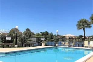 10020 NW 9th St Cir, Miami, FL 33172 - Photo 15