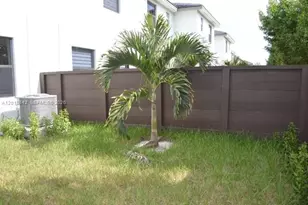 15862 NW 91st Ct, Miami Lakes, FL 33018 - Photo 13