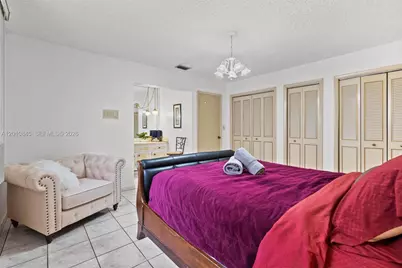 1712 SW 13th St, Miami, FL 33145 - Photo 15