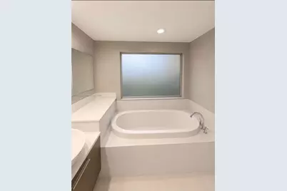 2950 NE 188th St #406, Aventura, FL 33180 - Photo 17