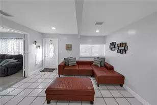 11021 SW 4th St, Sweetwater, FL 33174 - Photo 5