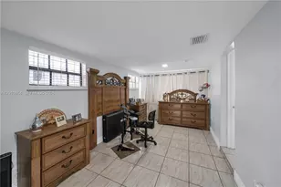 11021 SW 4th St, Sweetwater, FL 33174 - Photo 13