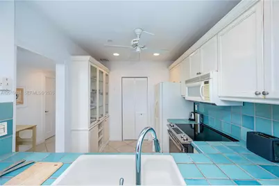 201 Crandon Blvd #505, Key Biscayne, FL 33149 - Photo 17
