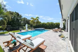 2879 Gin Berry Way, West Palm Beach, FL 33401 - Photo 15