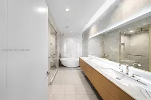 18501 Collins Ave, Sunny Isles Beach, FL 33160 - Photo 9