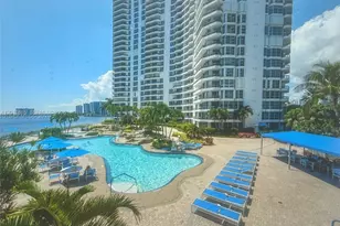 19195 NE 36th Ct, Aventura, FL 33180 - Photo 3