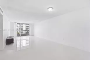 19195 NE 36th Ct, Aventura, FL 33180 - Photo 7