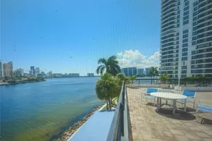 19195 NE 36th Ct, Aventura, FL 33180 - Photo 25