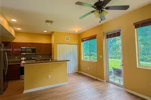 20909 NW 14th Pl, Miami Gardens, FL 33169 - Photo 9