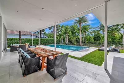 907 Diplomat Pkwy, Hallandale Beach, FL 33009 - Photo 35