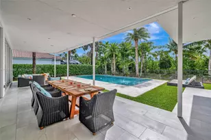 907 Diplomat Pkwy, Hallandale Beach, FL 33009 - Photo 35