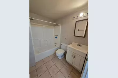 1051 E 18th St, Hialeah, FL 33013 - Photo 25