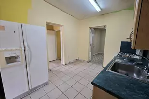 1051 E 18th St, Hialeah, FL 33013 - Photo 13