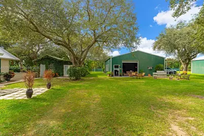 18895 SW 212th St, Miami, FL 33187 - Photo 3