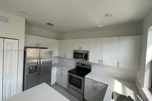 24641 SW 117 Path, Homestead, FL 33032 - Photo 5