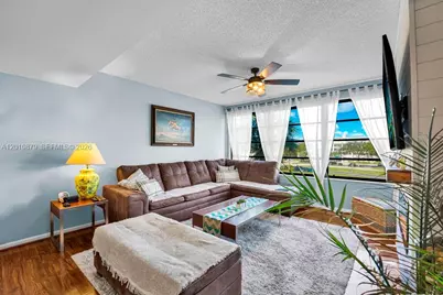 6049 Balboa Cir #302, Boca Raton, FL 33433 - Photo 11