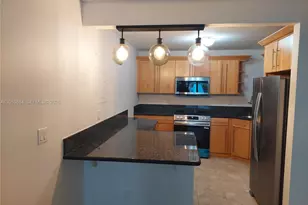 255 S Poinciana Dr, Sunny Isles Beach, FL 33160 - Photo 45