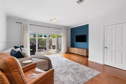 835 NE 19th Ave #2, Fort Lauderdale, FL 33304 - Photo 1