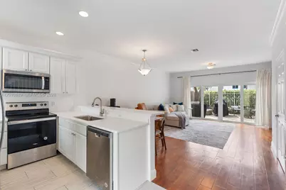 835 NE 19th Ave #2, Fort Lauderdale, FL 33304 - Photo 9