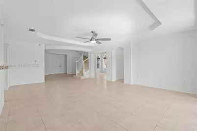 2720 SW 156th Pl, Miami, FL 33185 - Photo 9