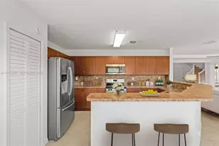 2720 SW 156th Pl, Miami, FL 33185 - Photo 23