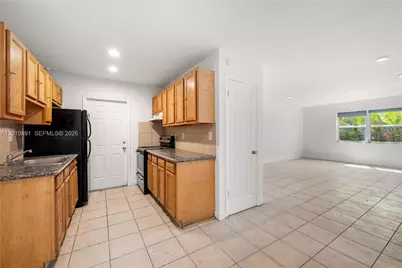 608 SW 16th Ave, Fort Lauderdale, FL 33312 - Photo 11