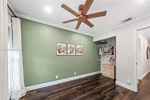 1140 NW 99th Ave, Pembroke Pines, FL 33024 - Photo 21