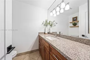 1140 NW 99th Ave, Pembroke Pines, FL 33024 - Photo 19