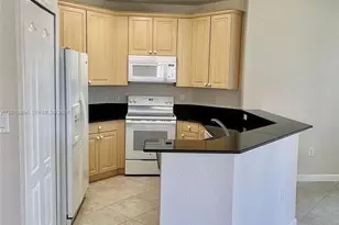8514 NW 111th Ct, Doral, FL 33178 - Photo 5