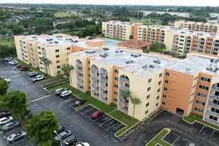6980 NW 186th St, Hialeah, FL 33015 - Photo 15