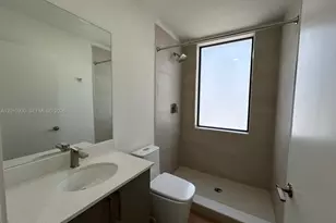 19440 SW 125th Ave, South Miami, FL 33177 - Photo 7