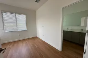 19442 SW 125th Ave, Miami, FL 33177 - Photo 9